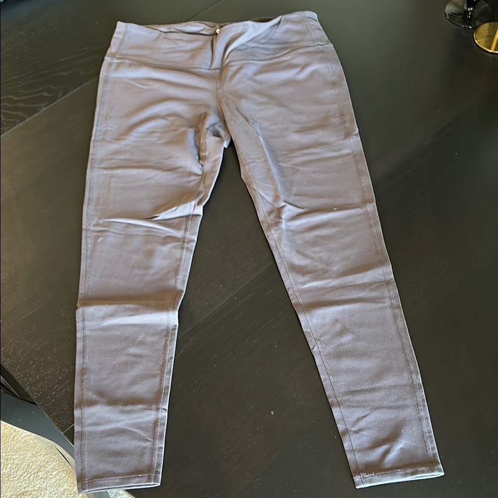 Athleta high waisted 7/8 length leggings